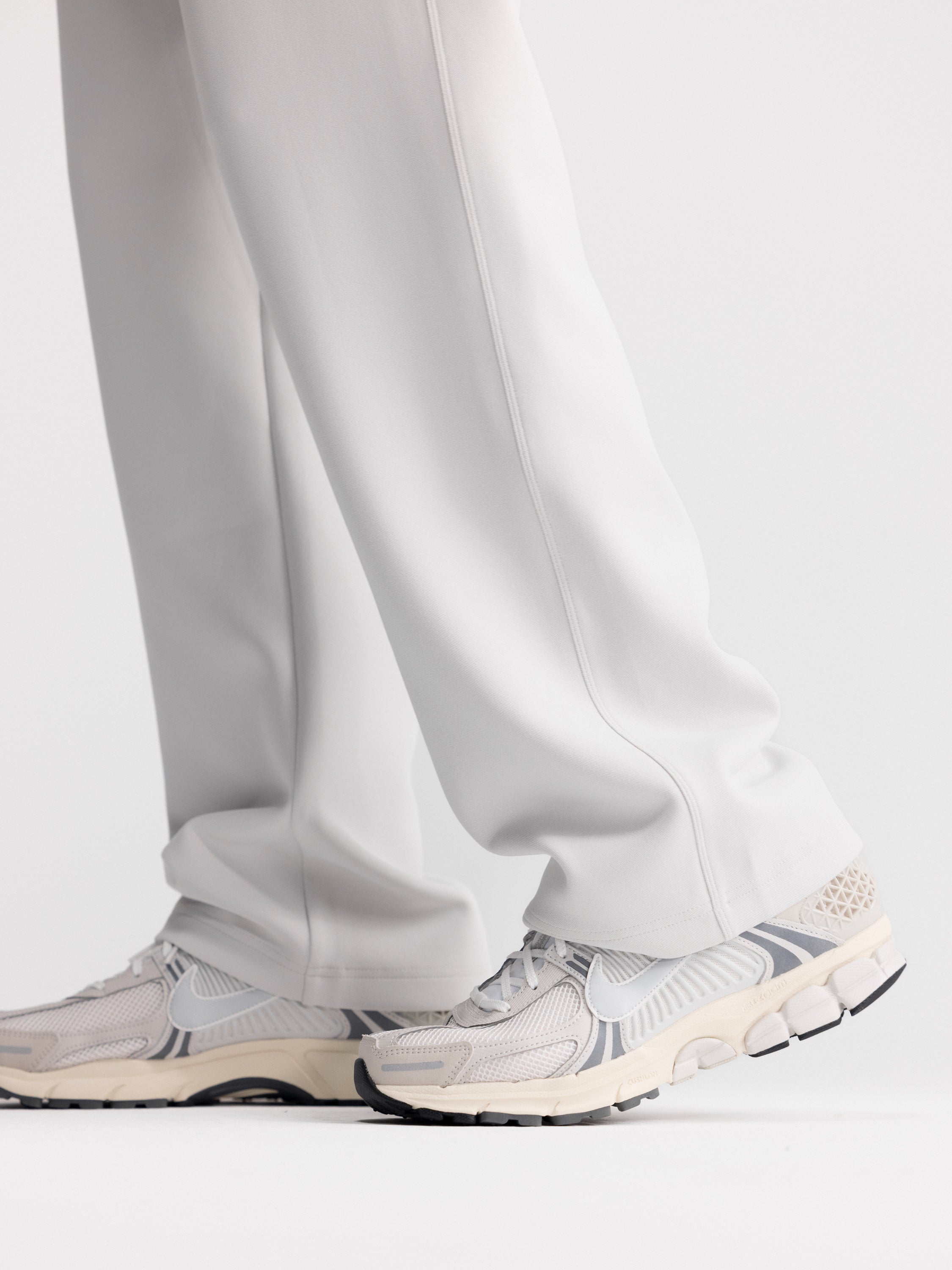The All-Day Essential Pant