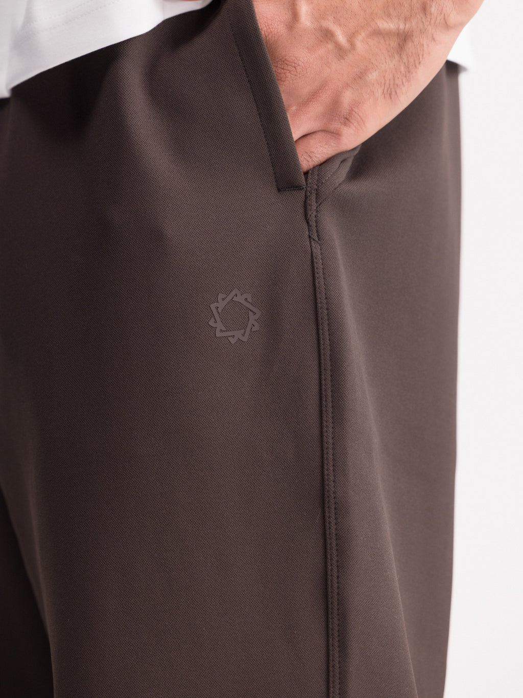 The All-Day Essential Pant