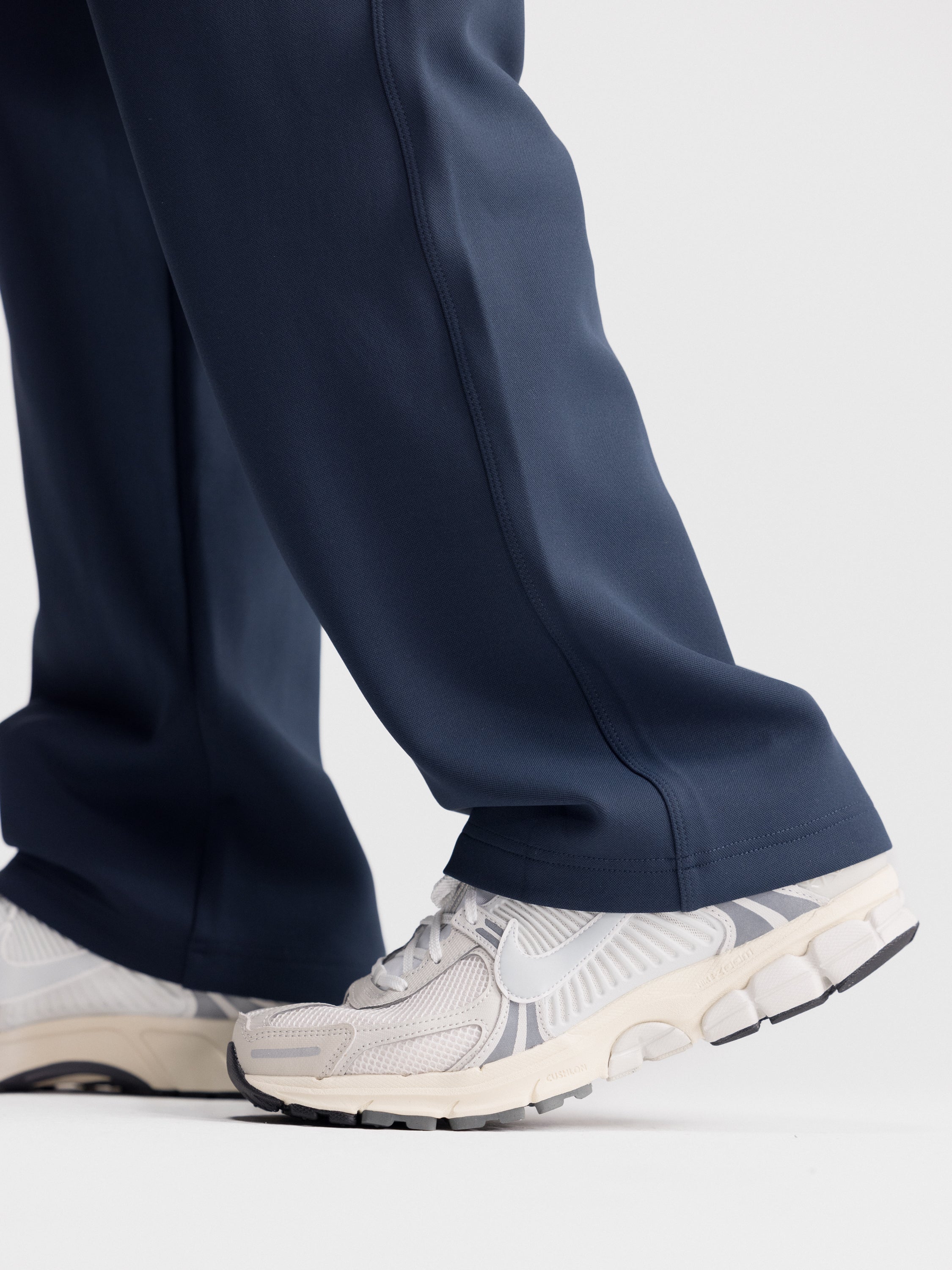 The All-Day Essential Pant